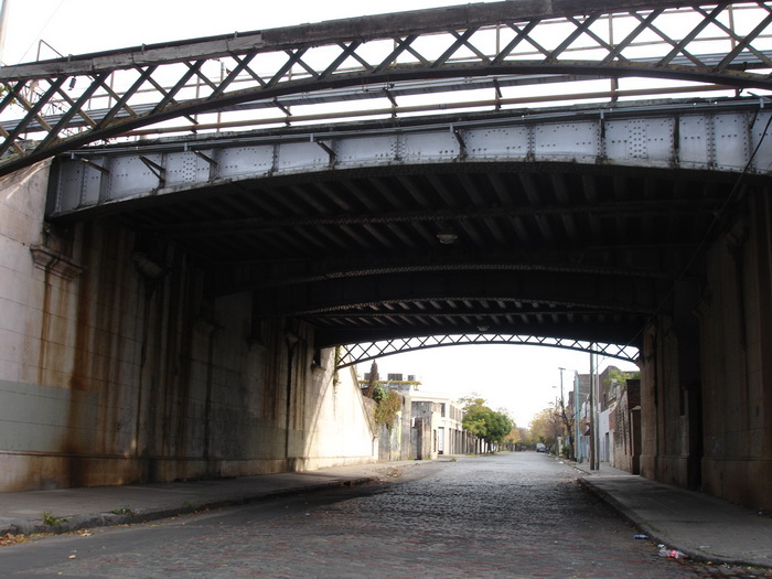 Puente en Barracas