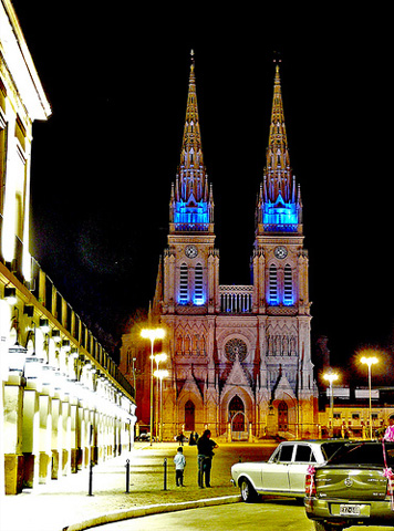Luján